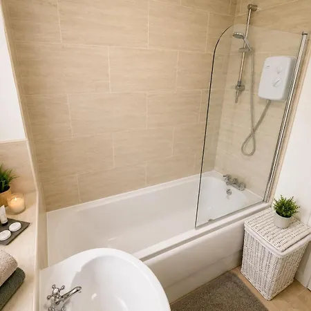 Convenient Manchester City Centre 3Bd With Free Parking-2